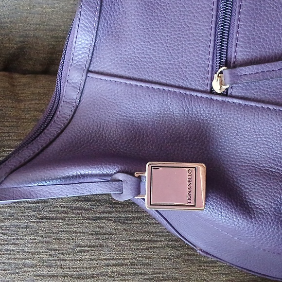 Tignanello plum leather shoulder bag - Picture 2 of 5